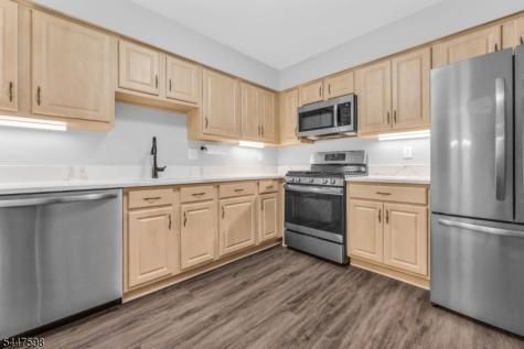 154 Leeds Court Madison NJ 07940