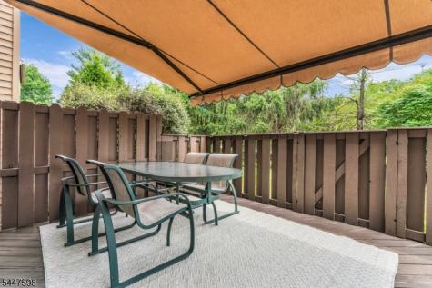 154 Leeds Court Madison NJ 07940
