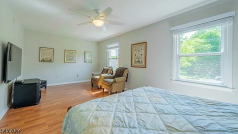41 Wareham Court Scotch Plains NJ 07076