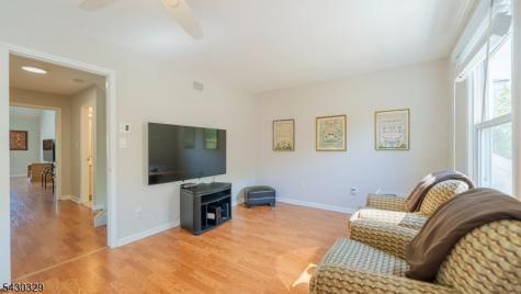 41 Wareham Court Scotch Plains NJ 07076