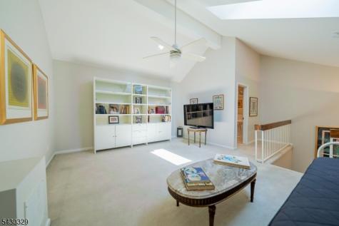 41 Wareham Court Scotch Plains NJ 07076
