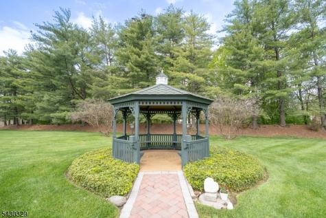 41 Wareham Court Scotch Plains NJ 07076