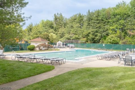 41 Wareham Court Scotch Plains NJ 07076