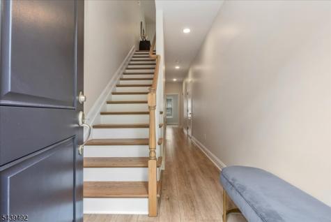 102 Abbe Road Little Falls NJ 07424