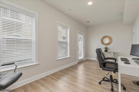 102 Abbe Road Little Falls NJ 07424