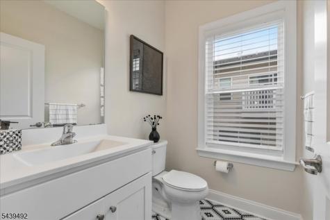 102 Abbe Road Little Falls NJ 07424