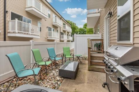 102 Abbe Road Little Falls NJ 07424