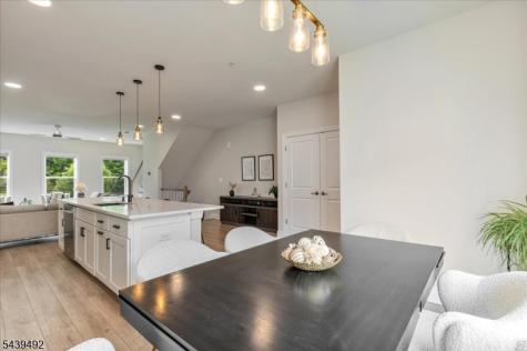 102 Abbe Road Little Falls NJ 07424