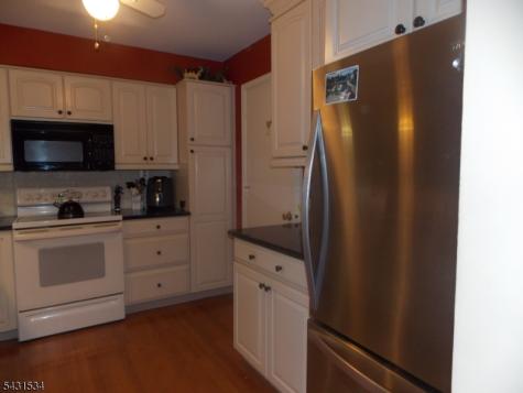 281 Abbey Drive Franklin NJ 08873