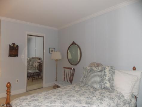281 Abbey Drive Franklin NJ 08873