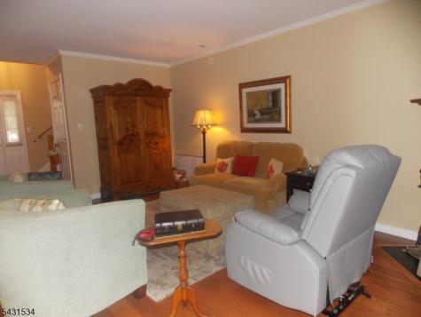 281 Abbey Drive Franklin NJ 08873
