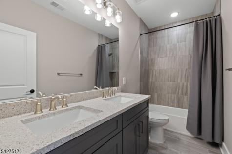 81 Arnold Drive Wood-ridge NJ 07075