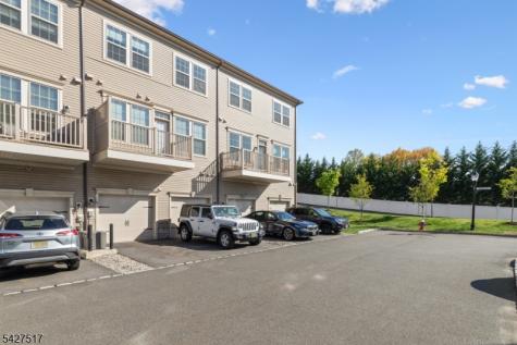 81 Arnold Drive Wood-ridge NJ 07075