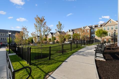 81 Arnold Drive Wood-ridge NJ 07075