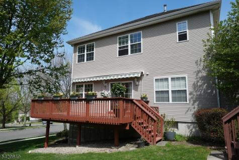 10 Queens Lane Wayne NJ 07470