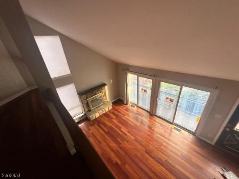 124 Bluebird Dr 3d Hillsborough NJ 08844