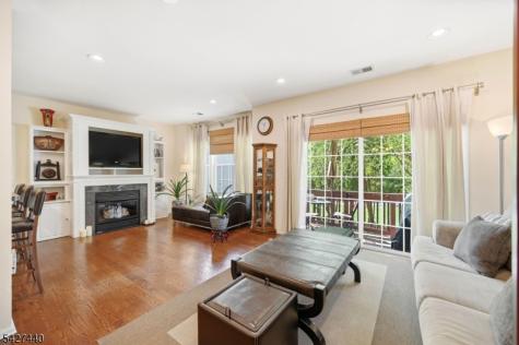 212 Riverwalk Way Clifton NJ 07014