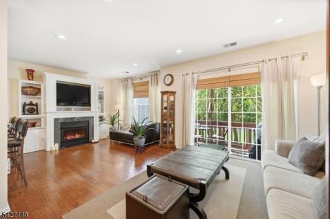 212 Riverwalk Way Clifton NJ 07014