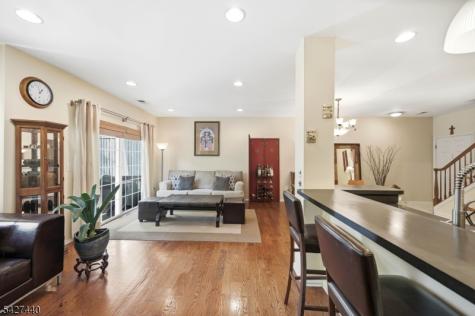 212 Riverwalk Way Clifton NJ 07014