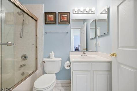 212 Riverwalk Way Clifton NJ 07014