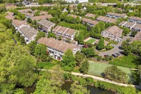 212 Riverwalk Way Clifton NJ 07014
