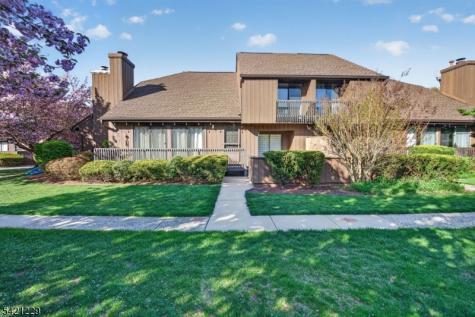 66 Kingsberry Drive Franklin NJ 08873