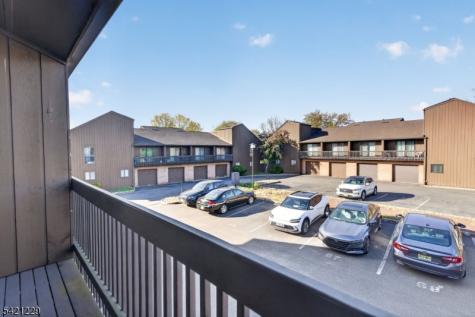 66 Kingsberry Drive Franklin NJ 08873