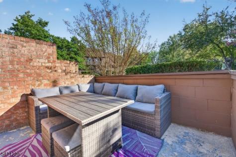 66 Kingsberry Drive Franklin NJ 08873