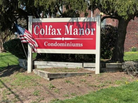 29 Colfax Manor Roselle Park NJ 07204