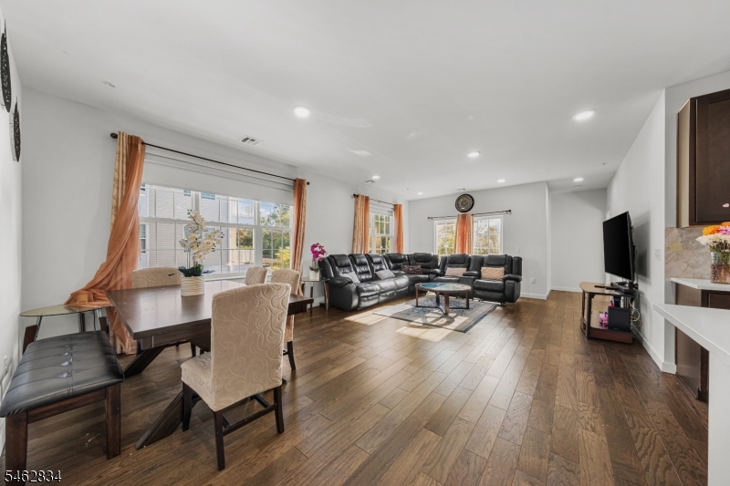 724 Lorhan Drive Piscataway NJ 08854