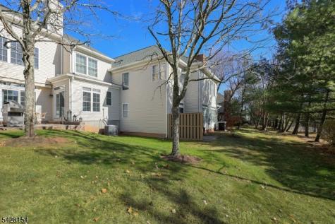 10 Loft Drive Bridgewater NJ 08836