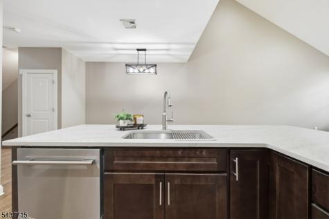 9 Coneflower Court Allamuchy NJ 07840