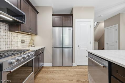 9 Coneflower Court Allamuchy NJ 07840