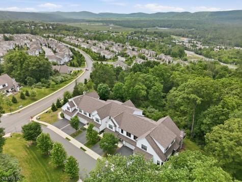 9 Coneflower Court Allamuchy NJ 07840
