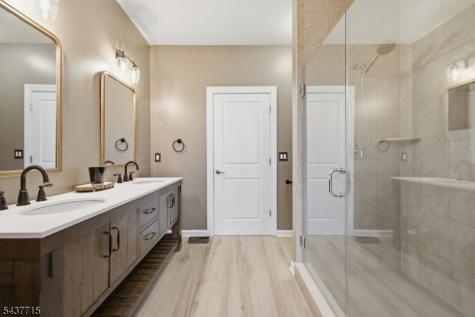 9 Coneflower Court Allamuchy NJ 07840