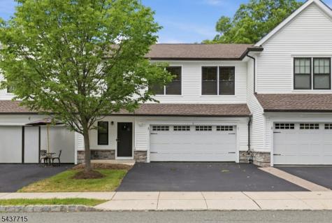 9 Coneflower Court Allamuchy NJ 07840