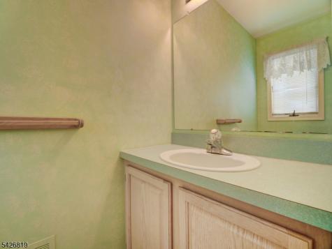 28 Helton Terrace Montville NJ 07045
