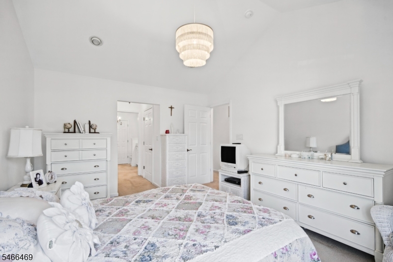 45 Magnolia Way North Haledon NJ 07508