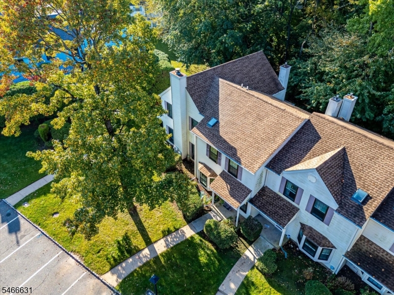 3302 Stonehedge Road Edison NJ 08820