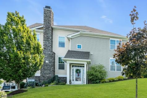 18 Blazingstar Way Allamuchy NJ 07840