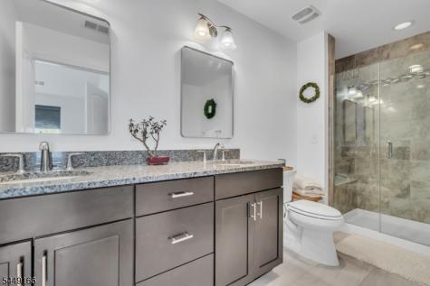 18 Blazingstar Way Allamuchy NJ 07840
