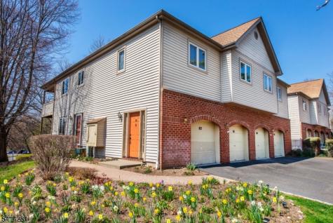 82 Sunrise Drive Hanover NJ 07981