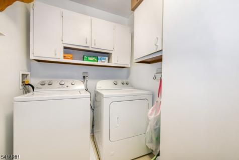 82 Sunrise Drive Hanover NJ 07981
