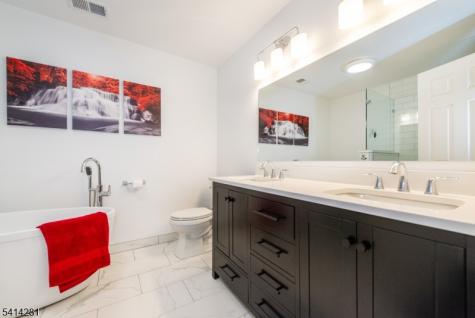 82 Sunrise Drive Hanover NJ 07981