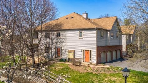 82 Sunrise Drive Hanover NJ 07981