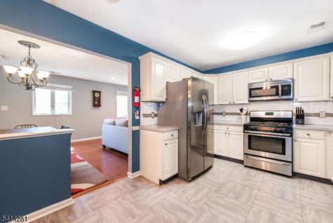 82 Sunrise Drive Hanover NJ 07981