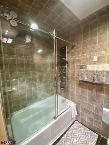 33 Dena Drive Wanaque NJ 07465