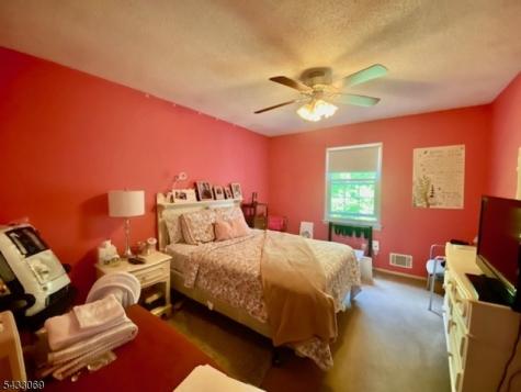 33 Dena Drive Wanaque NJ 07465