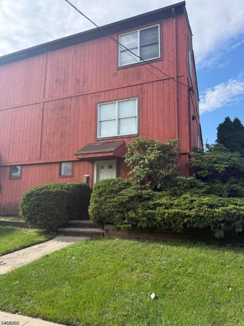 233 Nesbit Terrace Irvington NJ 07111