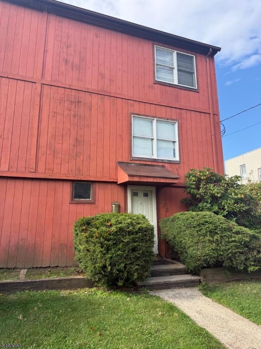 233 Nesbit Terrace Irvington NJ 07111